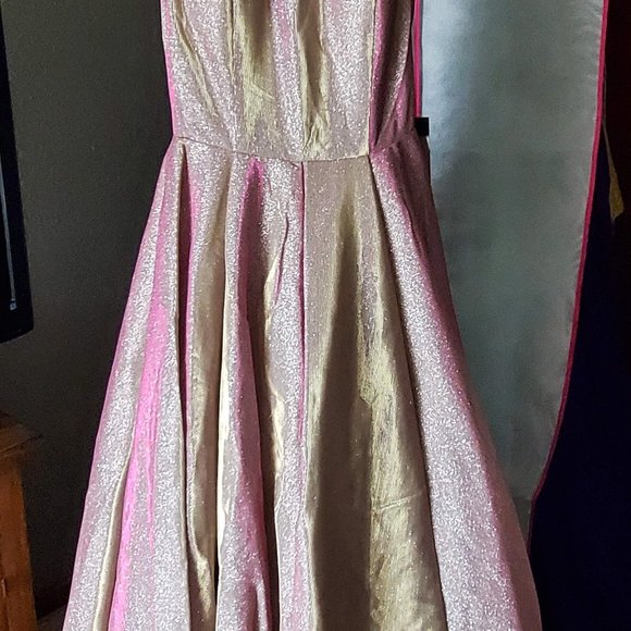 IEENA for MacDuggal Prom / Pageant Dress - Picture 1 of 4